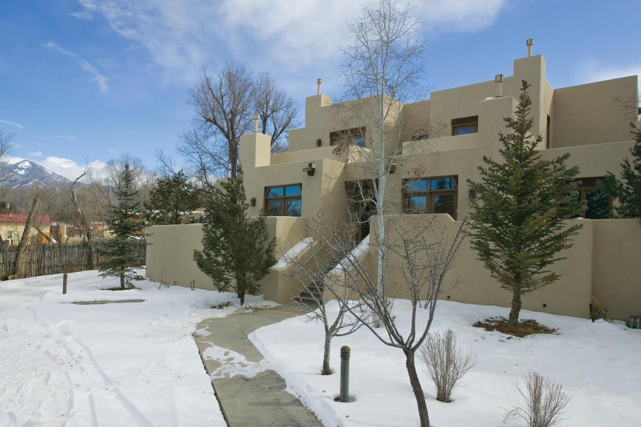 Club Wyndham Taos Hotel Exterior photo